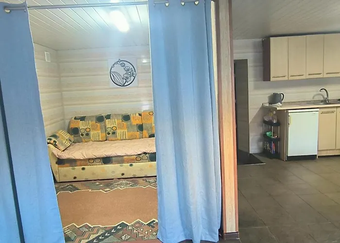 сдам номер посуточно у моря совиньон Apartment Odesa